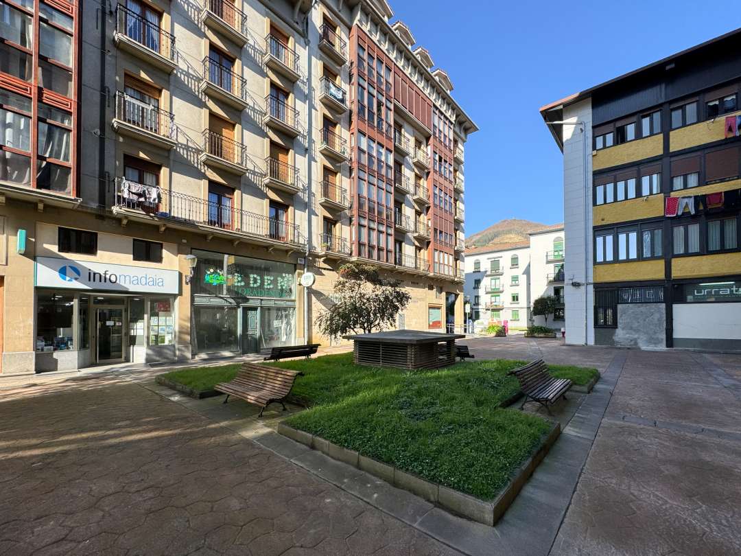 local en venta en urretxu